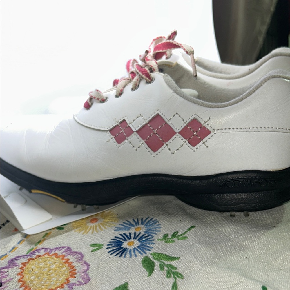 FootJoy White and Pink Golf Shoes - Picture 8 of 9